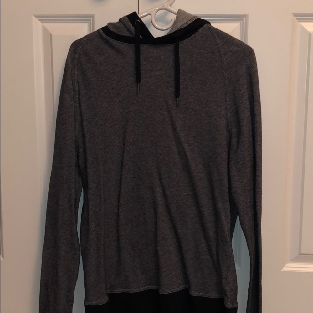 Banana Republic men’s pullover hoody size L